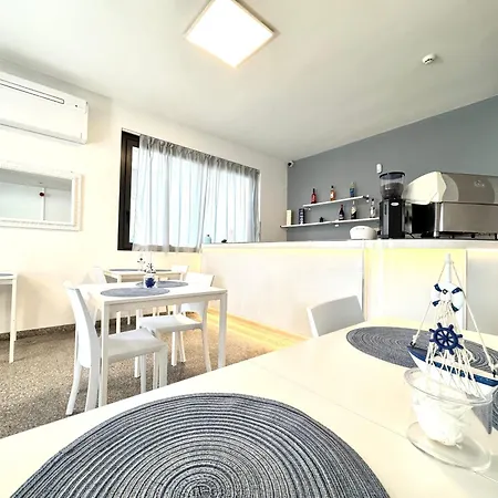 The Sea - 3 Minuti Dalla Rimini