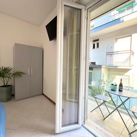 The Sea - 3 Minuti Dalla Hotel Rimini