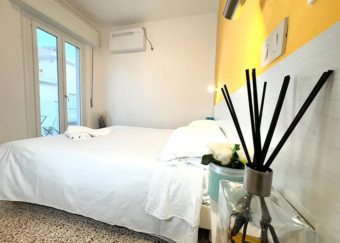 Hotel The Sea - 3 Minuti Dalla 2*