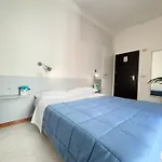 The Sea - 3 Minuti Dalla Hotel 2*