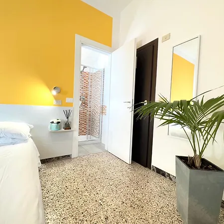 The Sea - 3 Minuti Dalla Otel 2*