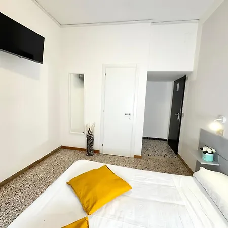 The Sea - 3 Minuti Dalla 2*