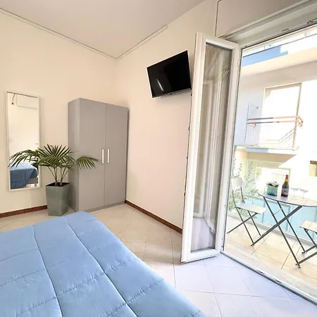 Ξενοδοχείο The Sea - 3 Minuti Dalla