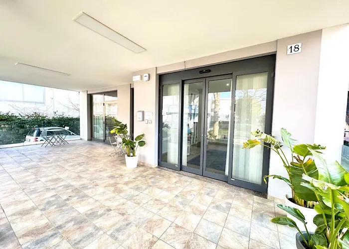 The Sea - 3 Minuti Dalla 2* 리미니