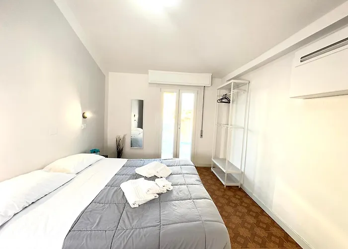 Hotel The Sea - 3 Minuti Dalla