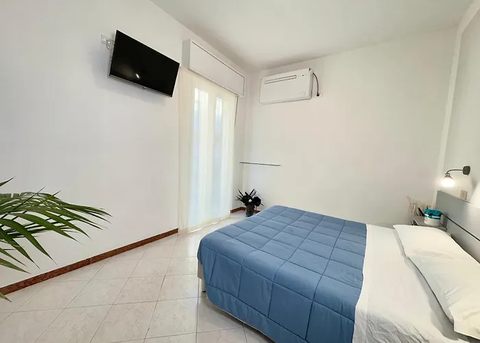 The Sea - 3 Minuti Dalla 2*