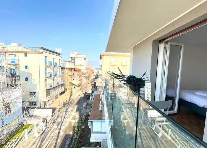 The Sea - 3 Minuti Dalla 2* ريميني