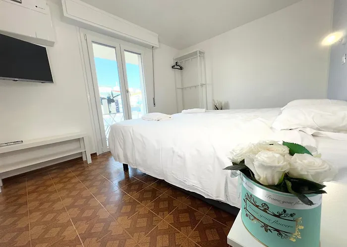 The Sea - 3 Minuti Dalla فندق ريميني