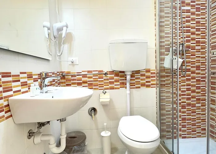 فندق The Sea - 3 Minuti Dalla 2*